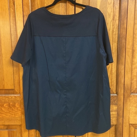 Chicos Navy High Low Shortsleeved Tricot Mixed Fabric Scoop Neck Popover Top S 2 - Picture 2 of 8